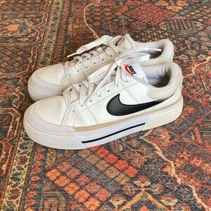 Nike Court Legacy Lift/White, black and tan Vguc-needs a couple of spot cleaning